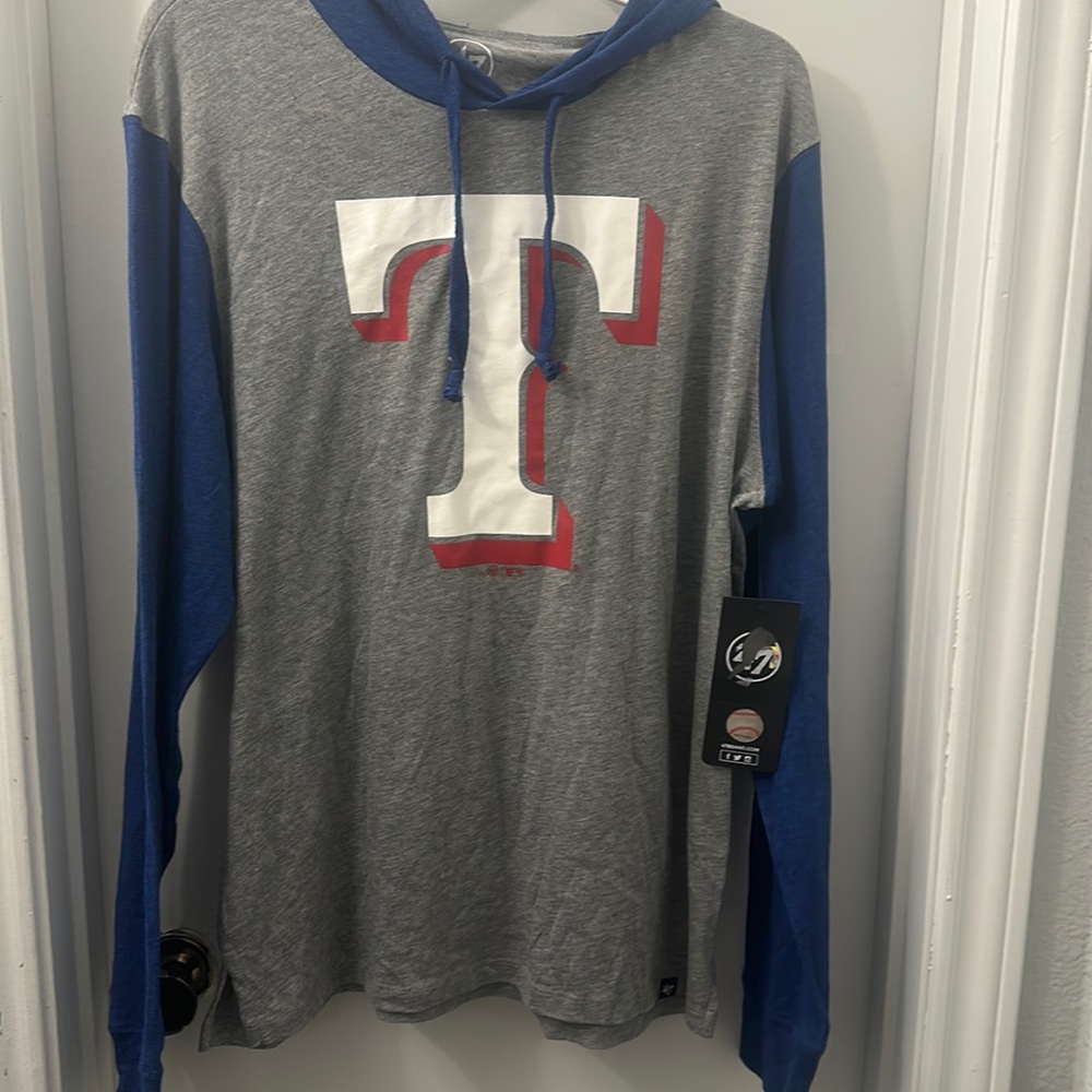 NWT Texas Rangers size small Men's 47 Brand Pullover Hoodie gray/blue